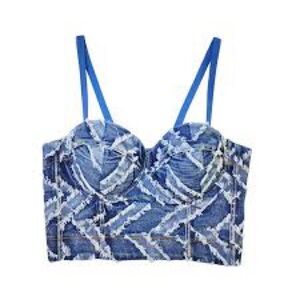 Chic Blue Patterned Crop Top